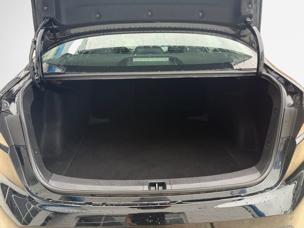 Used 2024 Toyota Corolla LE FWD image 25