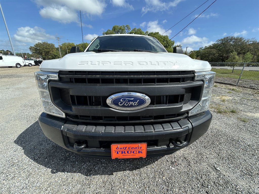 Used 2022 Ford F350 XL w/ Power Equipment Group RWD image 2