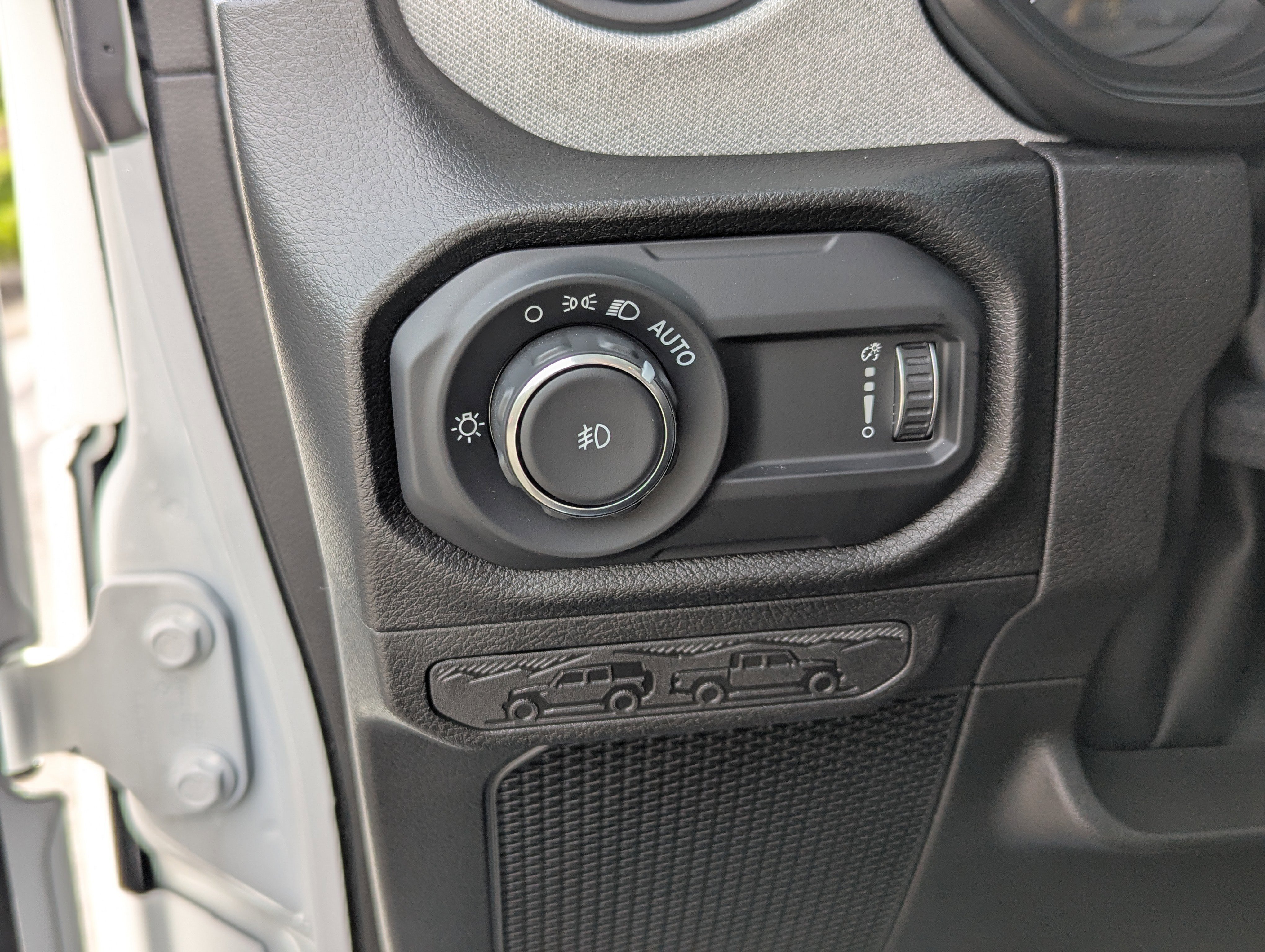 Used 2024 Jeep Wrangler Sport S image 18