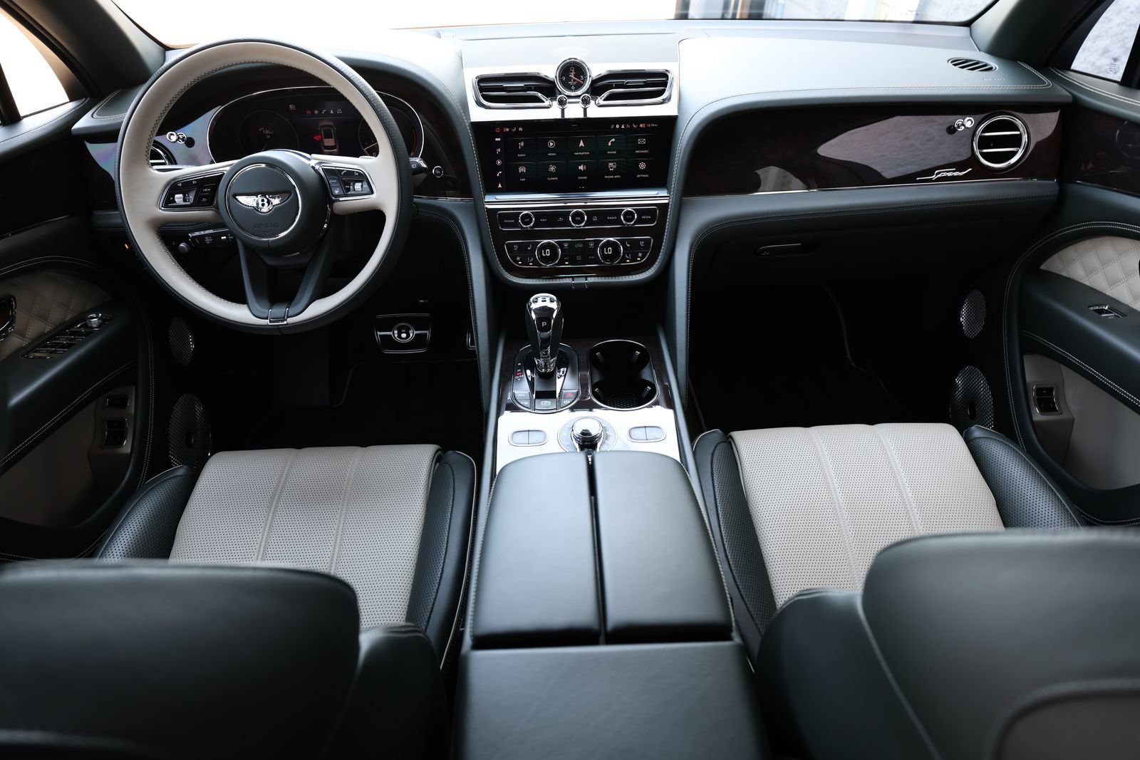 Certified 2022 Bentley Bentayga Speed AWD/4WD image 4