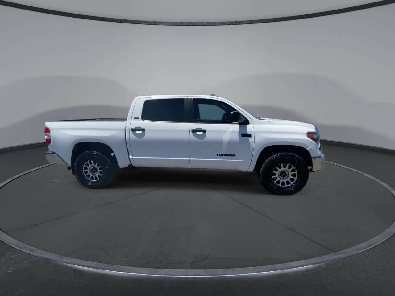 Certified 2021 Toyota Tundra 4x4 CrewMax image 9