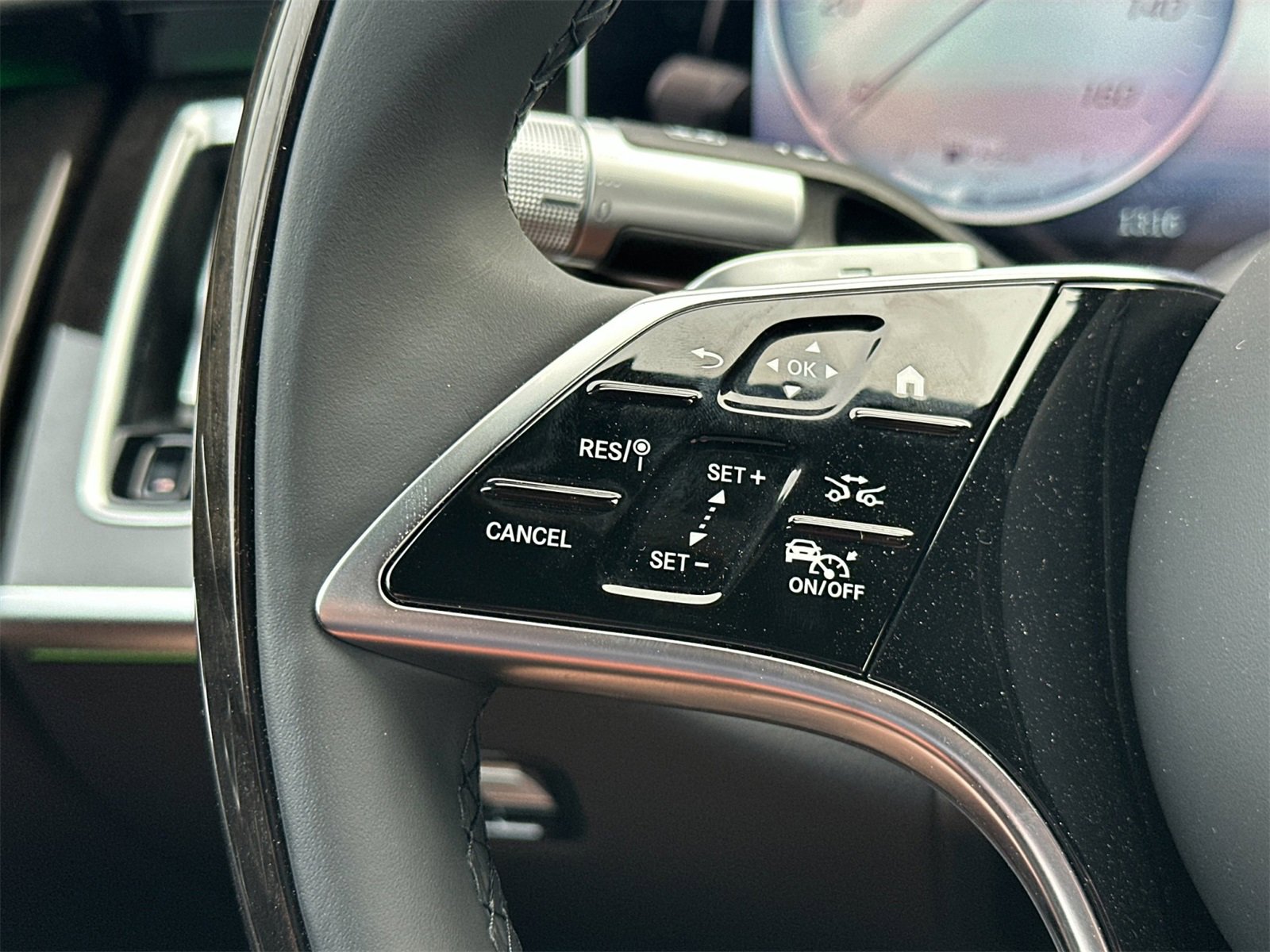 Used 2024 Mercedes-Benz S 580 S 580 image 27