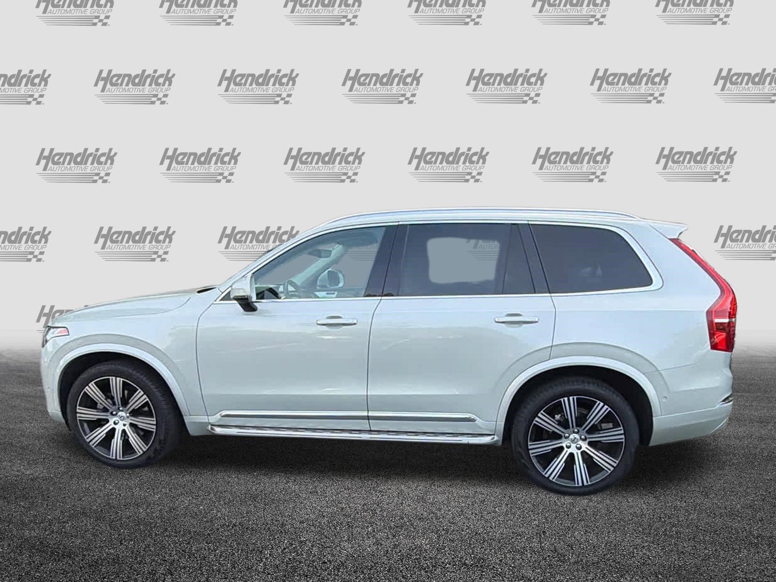 Used 2022 Volvo XC90 T6 Inscription w/ Lounge Package AWD/4WD image 9