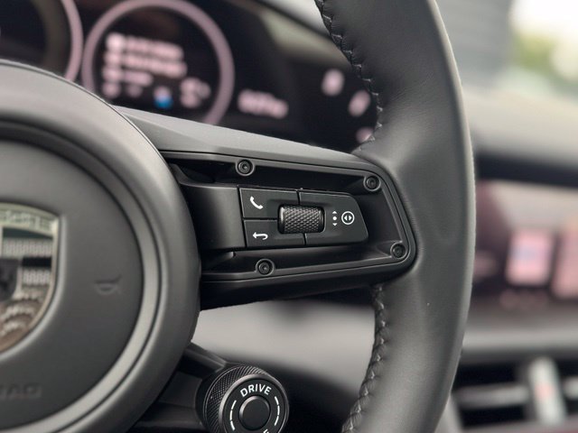 New 2026 Porsche Taycan Turbo AWD/4WD image 25