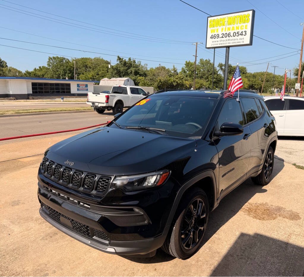 Used 2026 Jeep Compass Latitude w/ Quick Order Package 29K AWD/4WD image 1