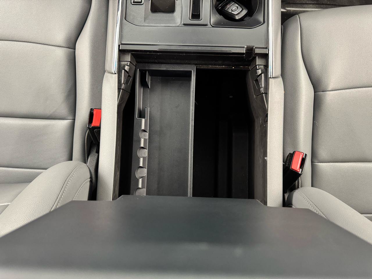Used 2022 Ford F150 Lightning Pro AWD/4WD image 27