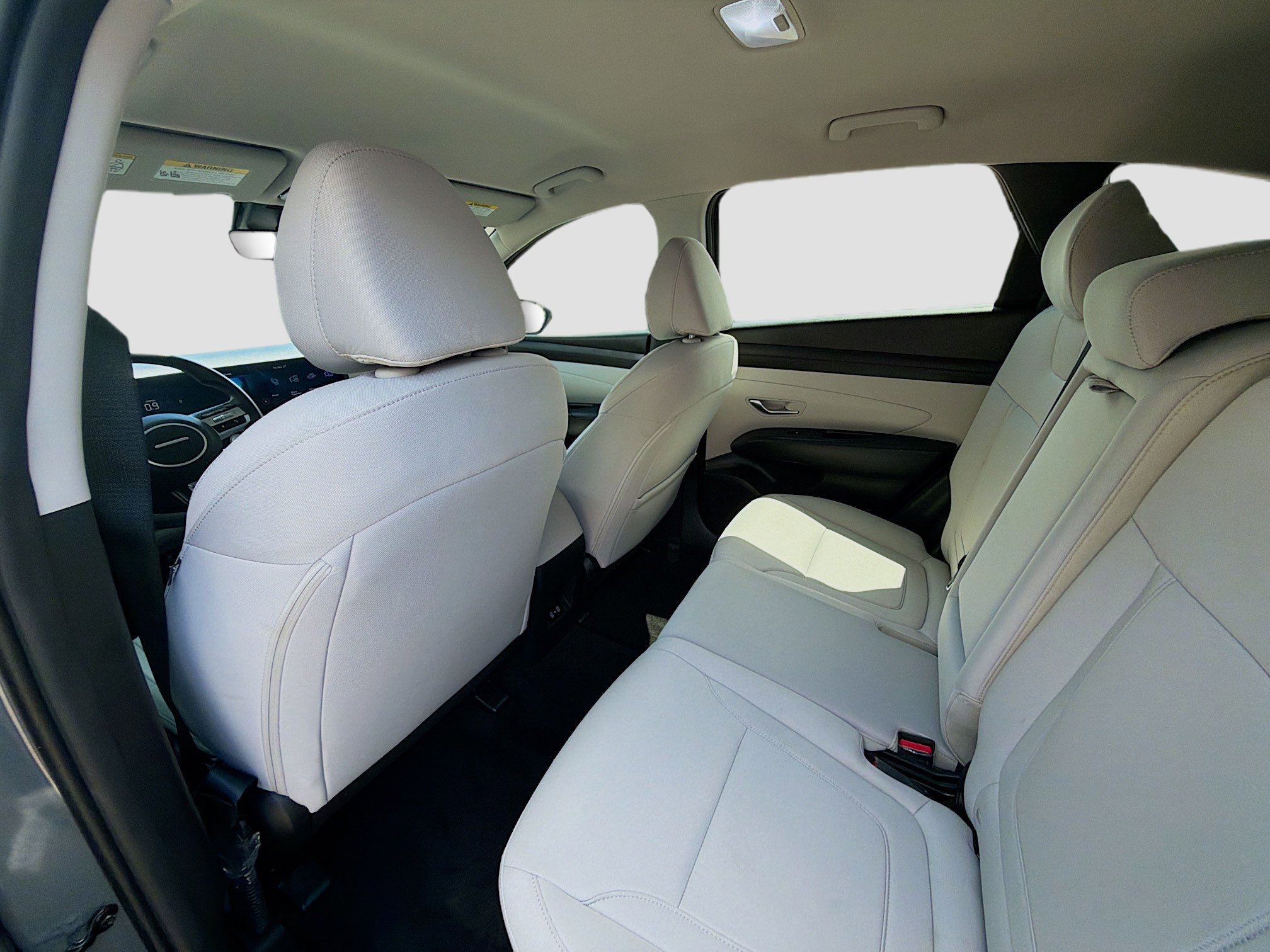 Used 2025 Hyundai Tucson SE image 21