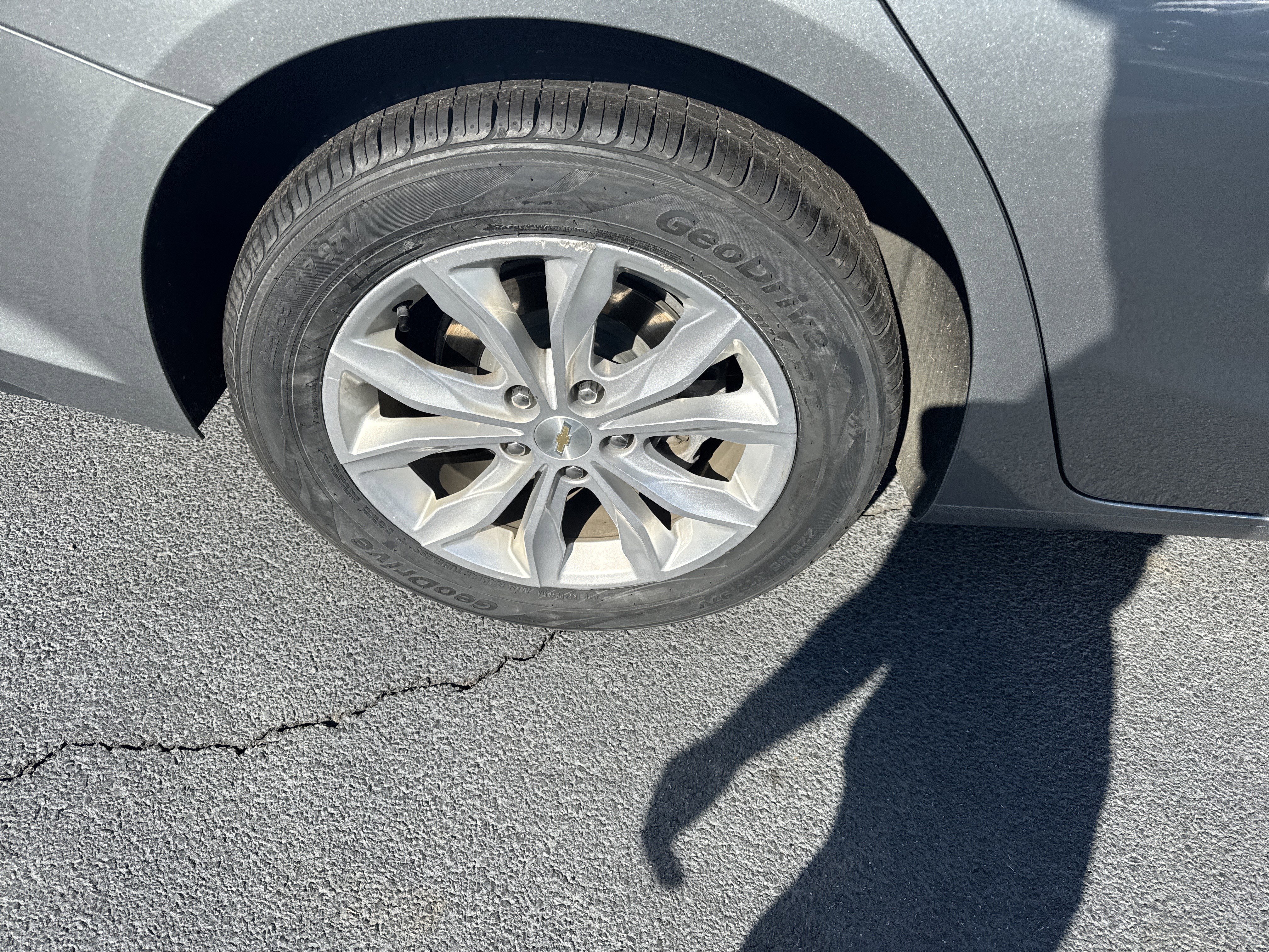 Used 2024 Chevrolet Malibu LT image 11