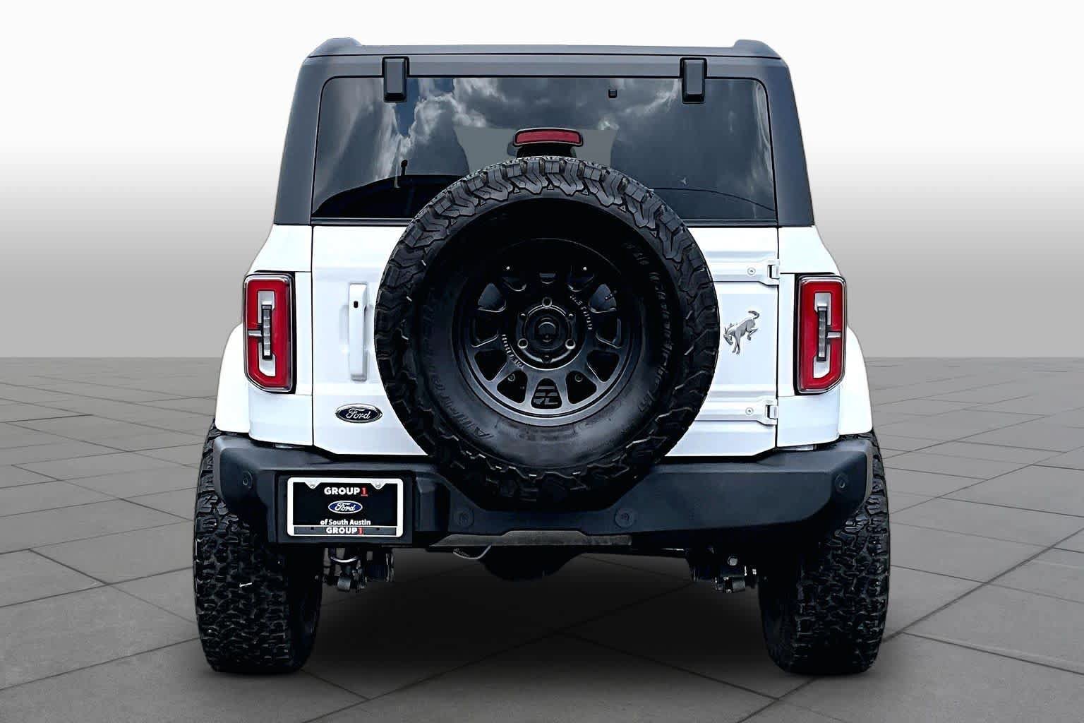 Used 2023 Ford Bronco Outer Banks AWD/4WD image 5