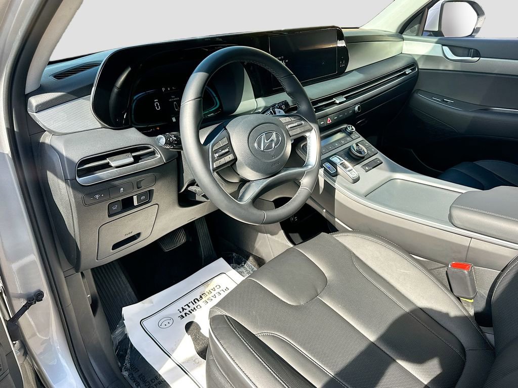 Used 2025 Hyundai Palisade SEL FWD image 9
