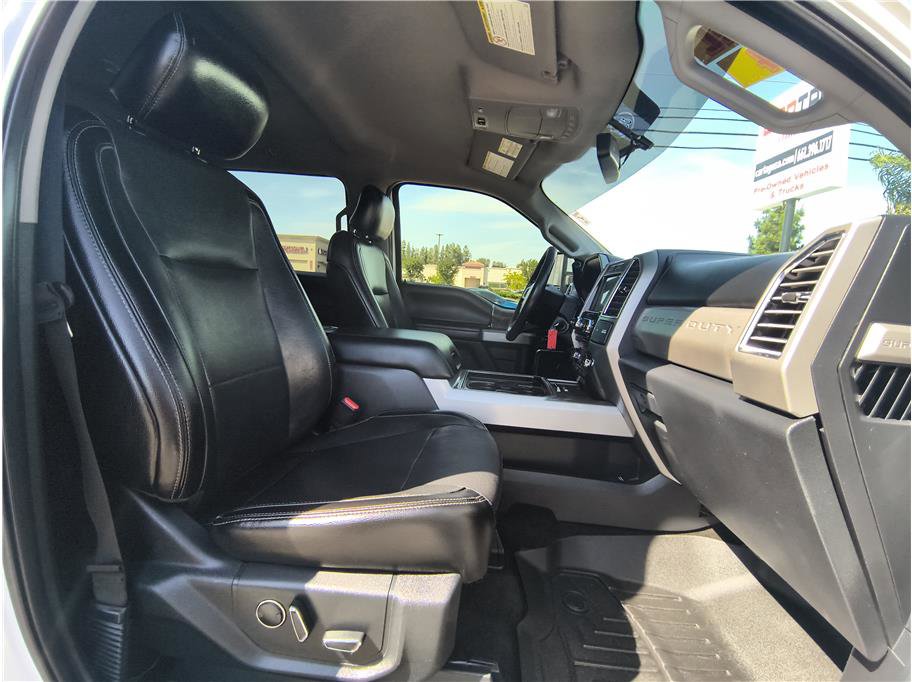 Used 2017 Ford F350 Lariat w/ Chrome Package AWD/4WD image 12