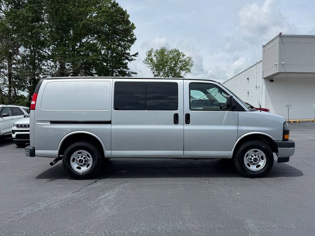 Used 2023 GMC Savana 2500 w/ Driver Convenience Package RWD image 3