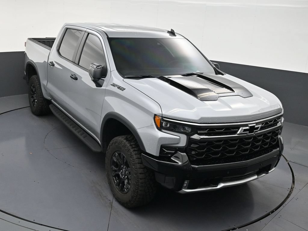 Used 2024 Chevrolet Silverado 1500 ZR2 w/ Technology Package AWD/4WD image 17