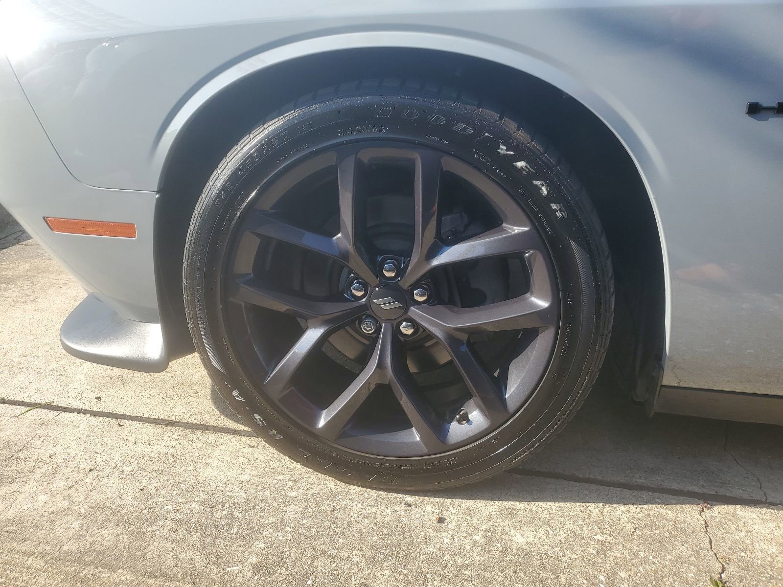 Used 2021 Dodge Challenger R/T image 9