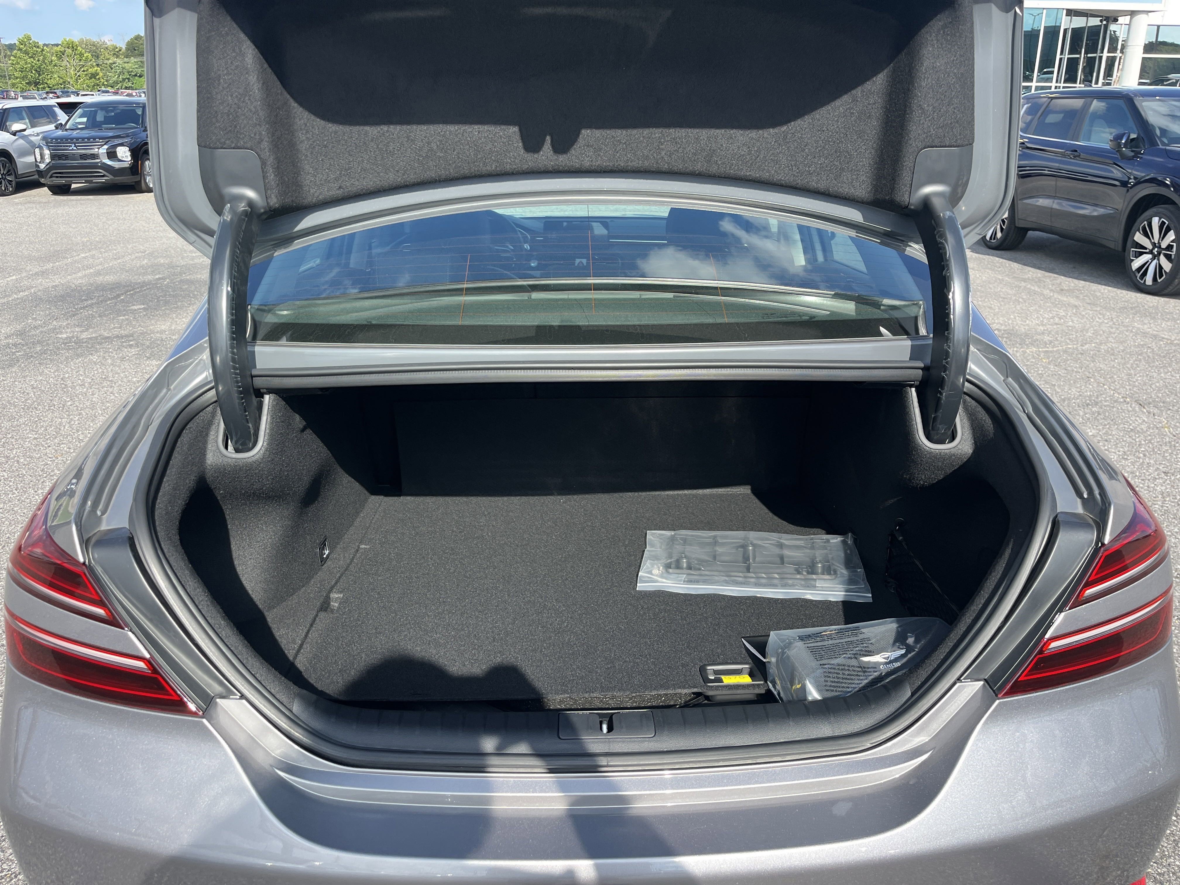 New 2026 Genesis G70 2.5T image 8