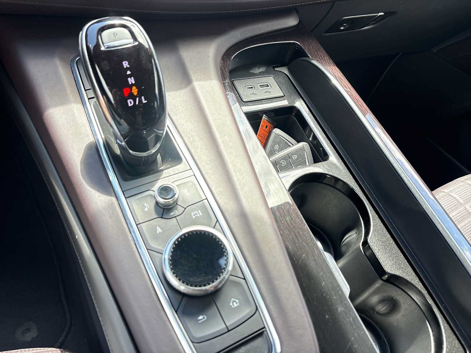 Used 2023 Cadillac Escalade Sport Platinum AWD/4WD image 16