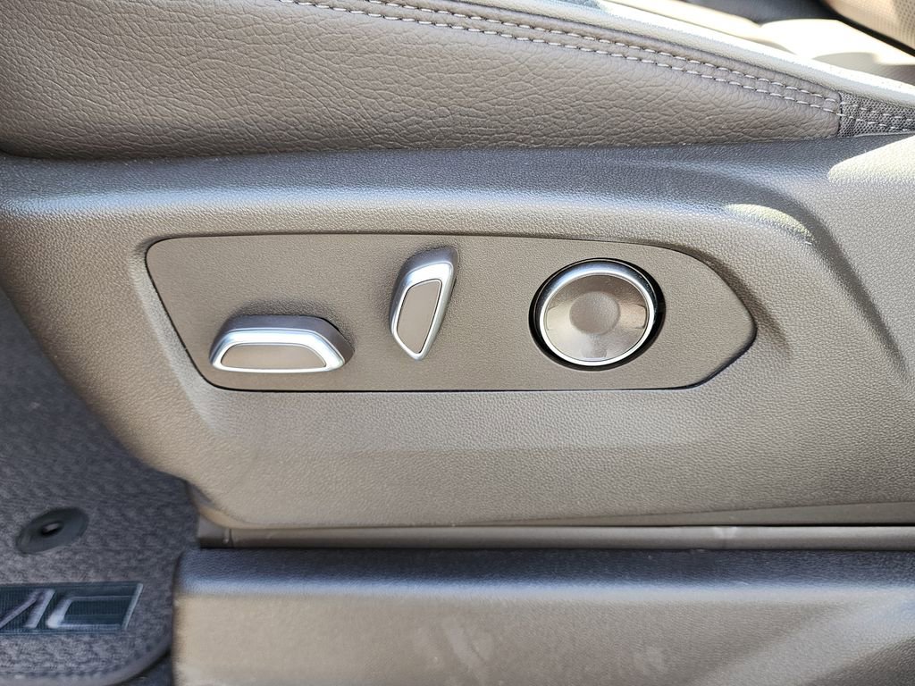 New 2026 GMC Sierra 1500 Denali w/ Denali Reserve Package image 19