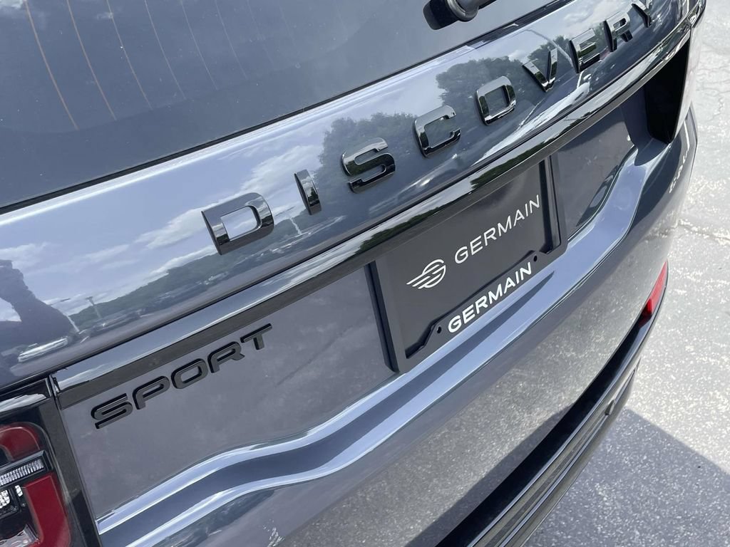 New 2026 Land Rover Discovery Sport Landmark AWD/4WD image 8