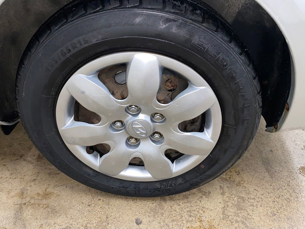 Used 2007 Hyundai Elantra GLS image 13