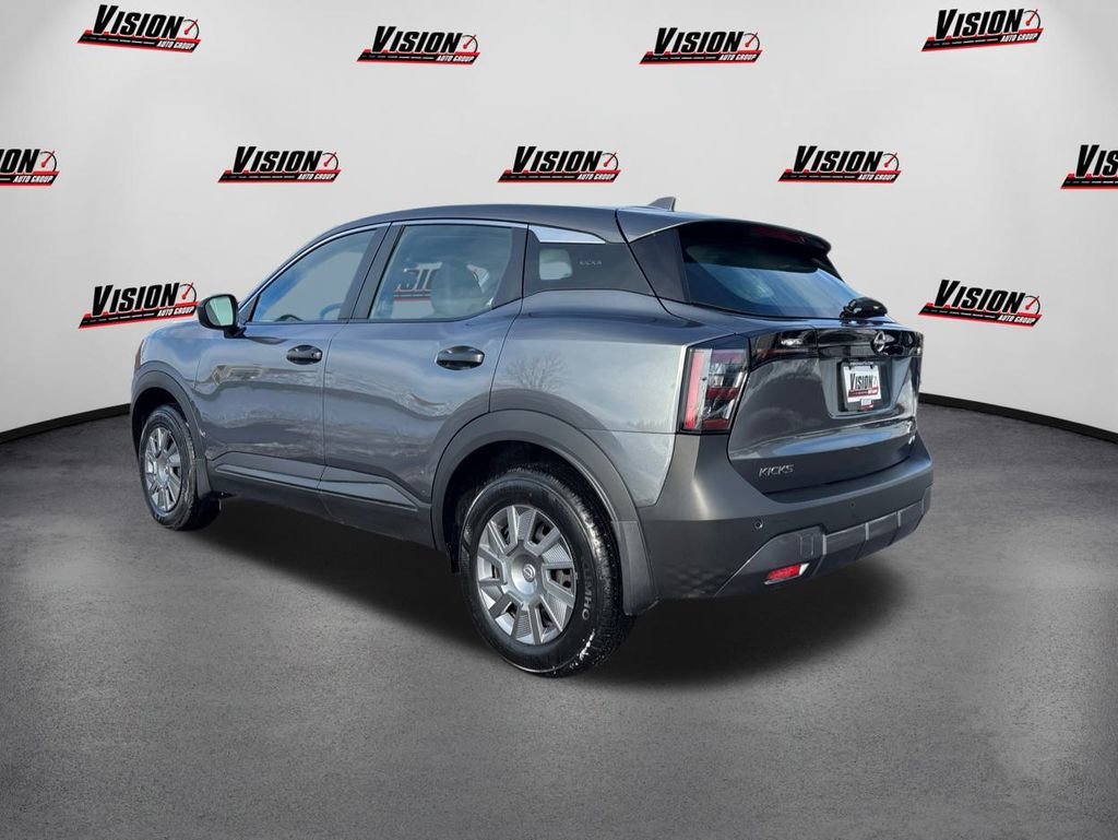 Used 2025 Nissan Kicks S image 7