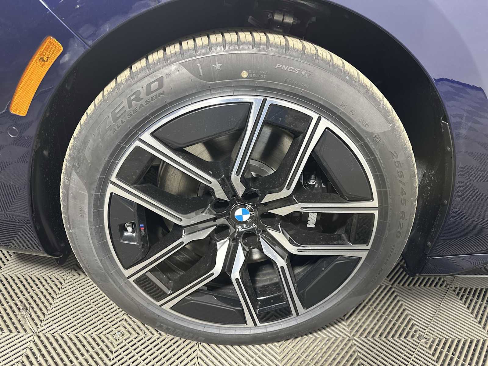 New 2026 BMW 760i xDrive w/ Executive Package image 10