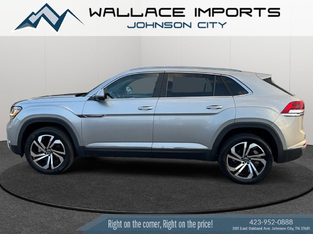Used 2022 Volkswagen Atlas Cross Sport SEL AWD/4WD image 1