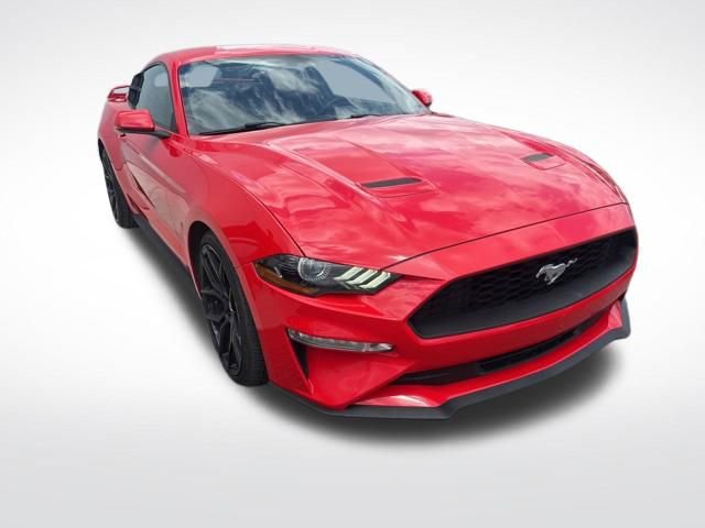 Used 2020 Ford Mustang Premium RWD image 7