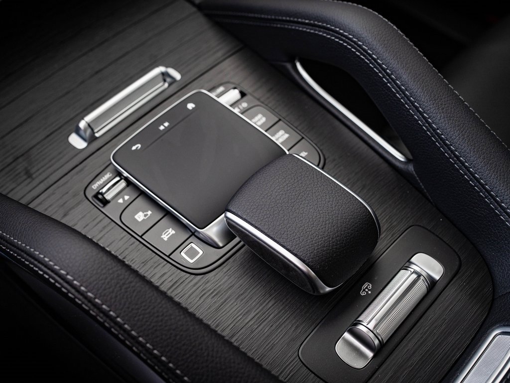 New 2026 Mercedes-Benz GLS 450 4MATIC image 23