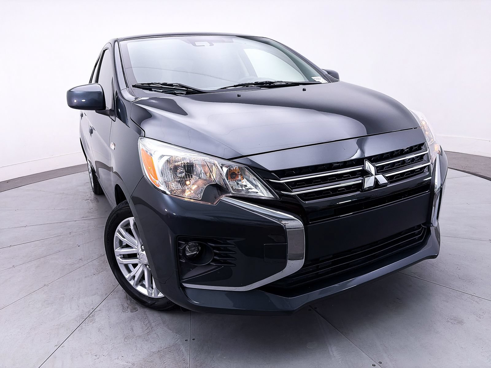 Used 2024 Mitsubishi Mirage G4 LE FWD image 3