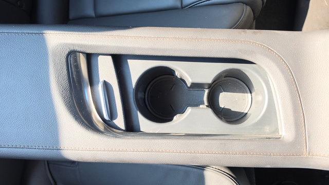 Used 2016 Cadillac ELR FWD image 23