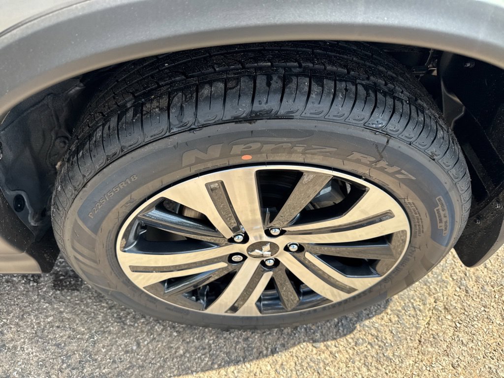 New 2027 Mitsubishi Outlander Sport SE FWD image 37