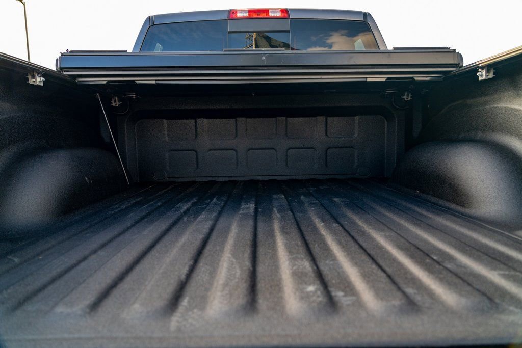 Used 2017 RAM 1500 Limited image 12