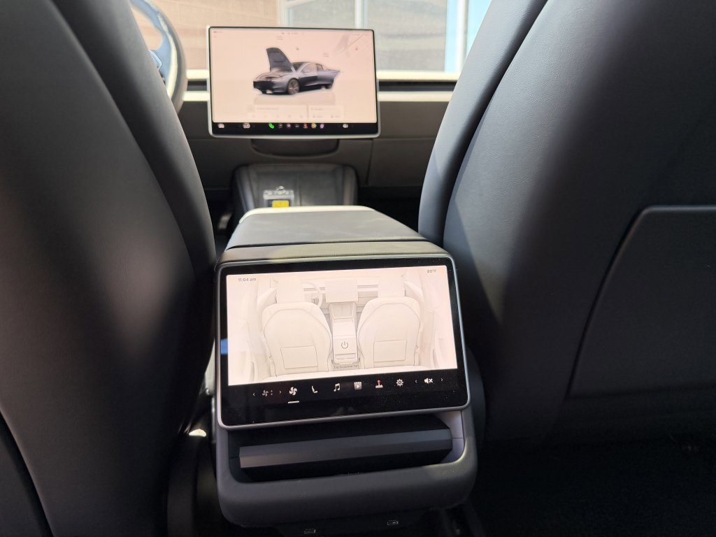 Used 2024 Tesla Model 3 Long Range image 41