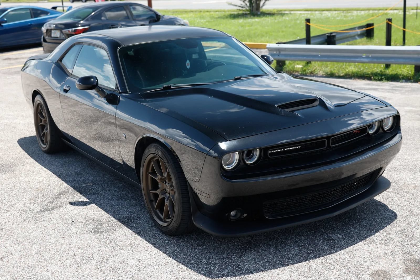 Used 2017 Dodge Challenger R/T Scat Pack RWD image 8