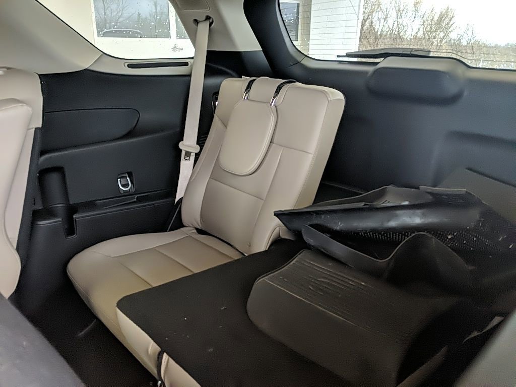 Used 2023 Ford Explorer Limited w/ Equipment Group 301A image 14