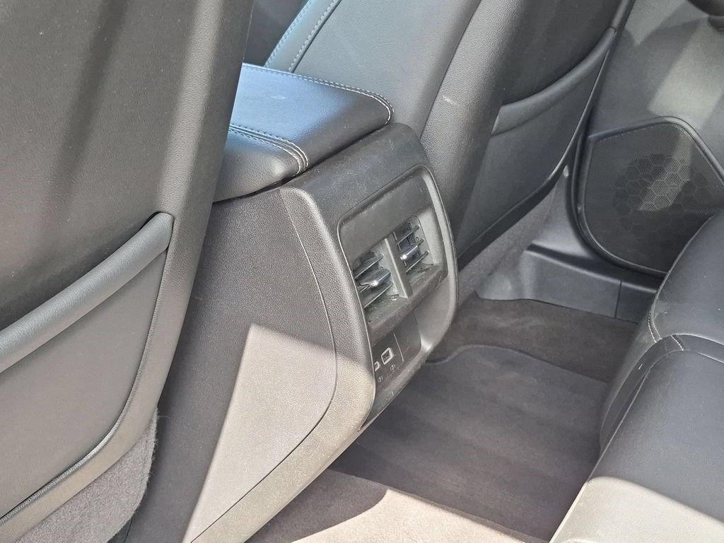 Certified 2025 Cadillac XT4 Premium Luxury FWD image 20