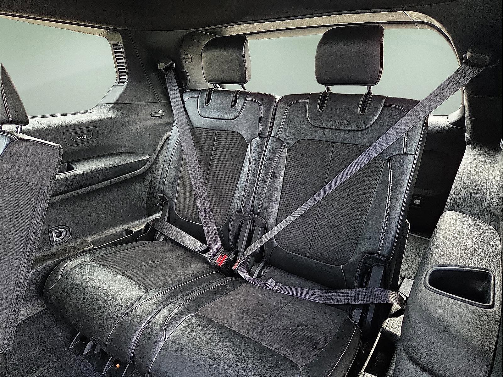 Used 2024 Jeep Grand Cherokee L Laredo image 10