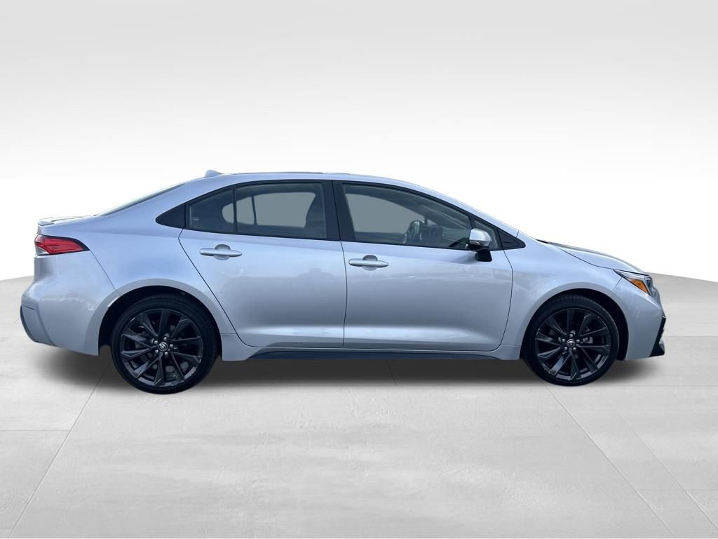Certified 2024 Toyota Corolla SE image 5
