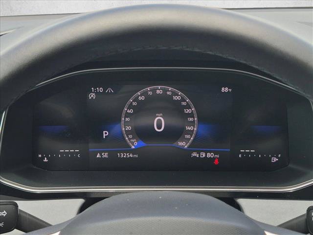 Used 2025 Volkswagen Jetta SE w/ Sunroof Package FWD image 11