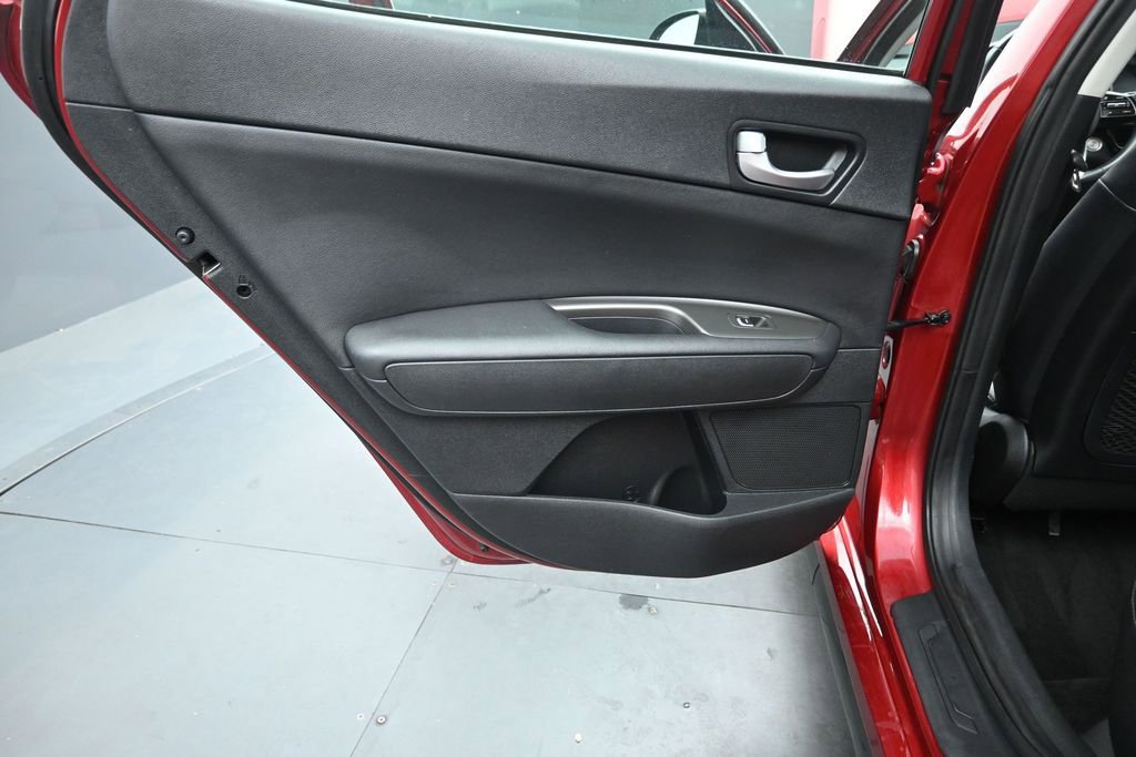 Used 2020 Kia Optima S FWD image 17