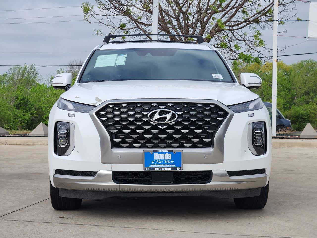 Used 2022 Hyundai Palisade Calligraphy FWD image 2