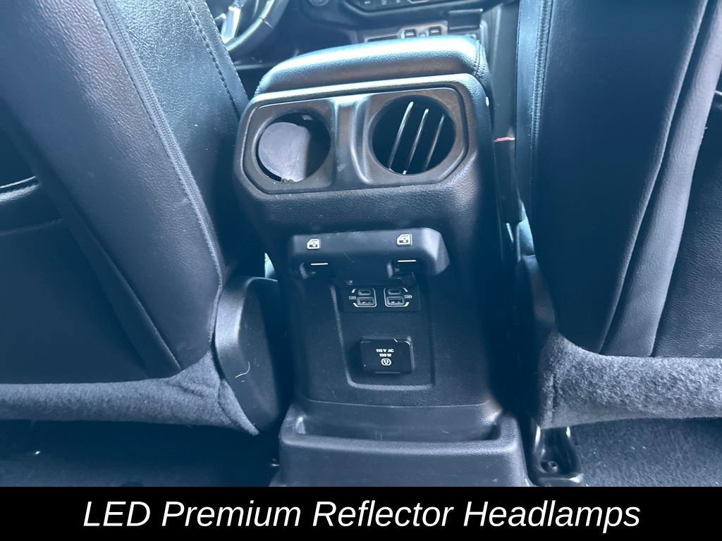 Used 2022 Jeep Wrangler Unlimited Sahara image 26