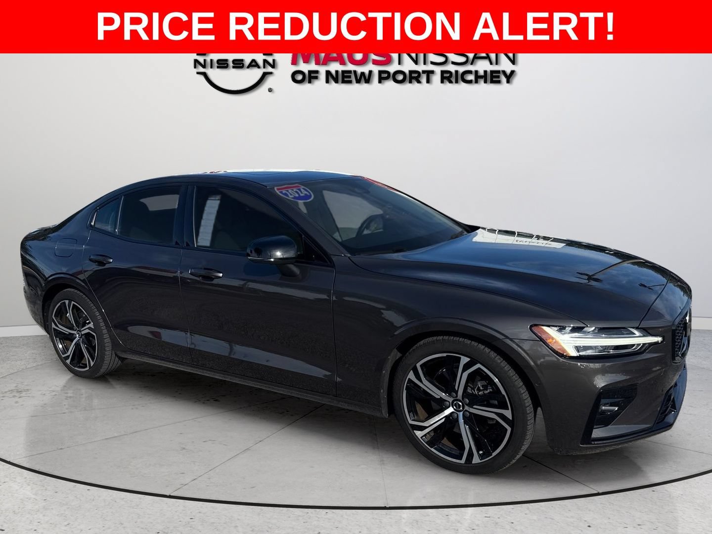 Used 2024 Volvo S60 B5 Plus w/ Protection Package Premier AWD/4WD image 1