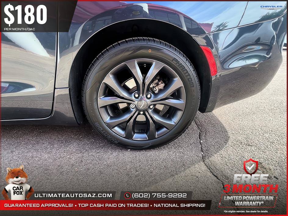Used 2019 Chrysler Pacifica Touring-L w/ Advanced Safetytec Group FWD image 19