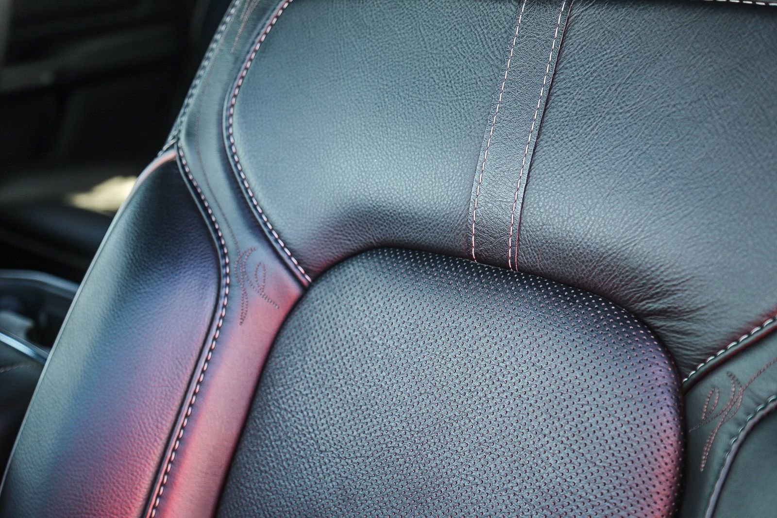 Used 2024 RAM 1500 Limited image 26