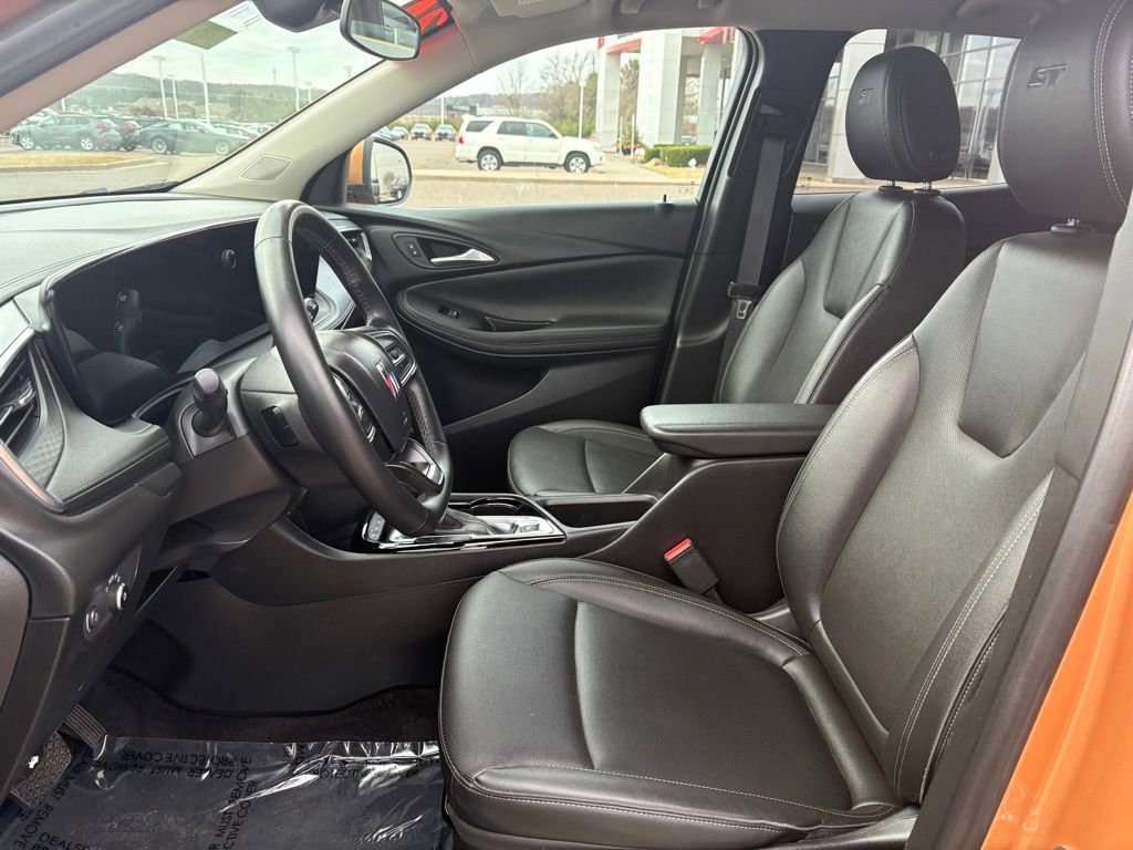 Used 2024 Buick Encore GX Sport Touring AWD/4WD image 12