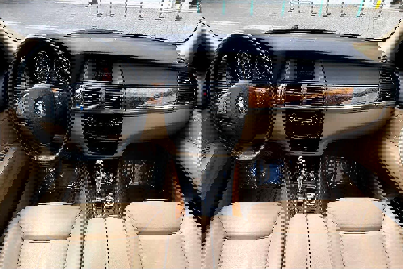 Used 2008 BMW X5 3.0si image 14