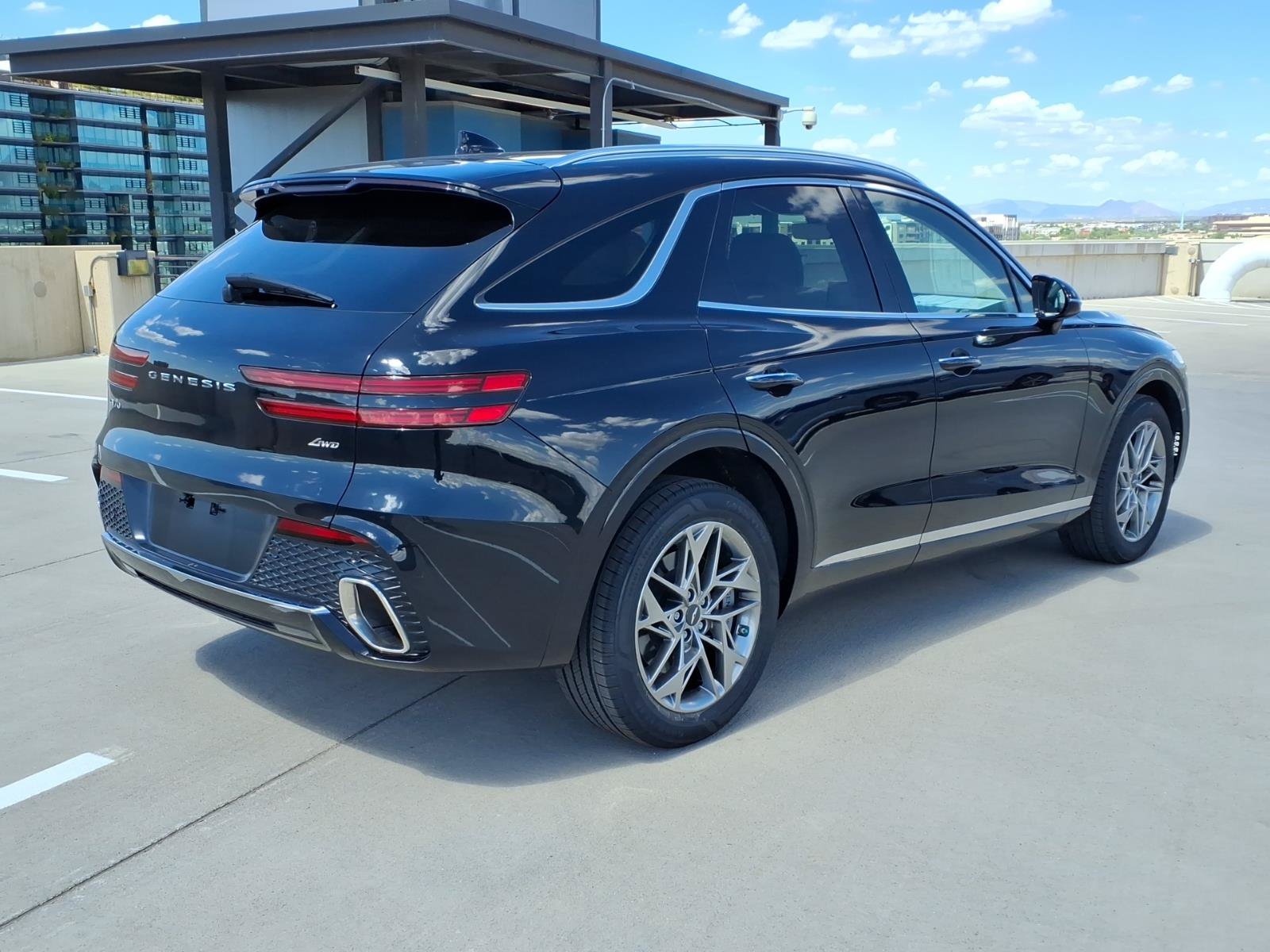 Used 2024 Genesis GV70 2.5T AWD/4WD image 6