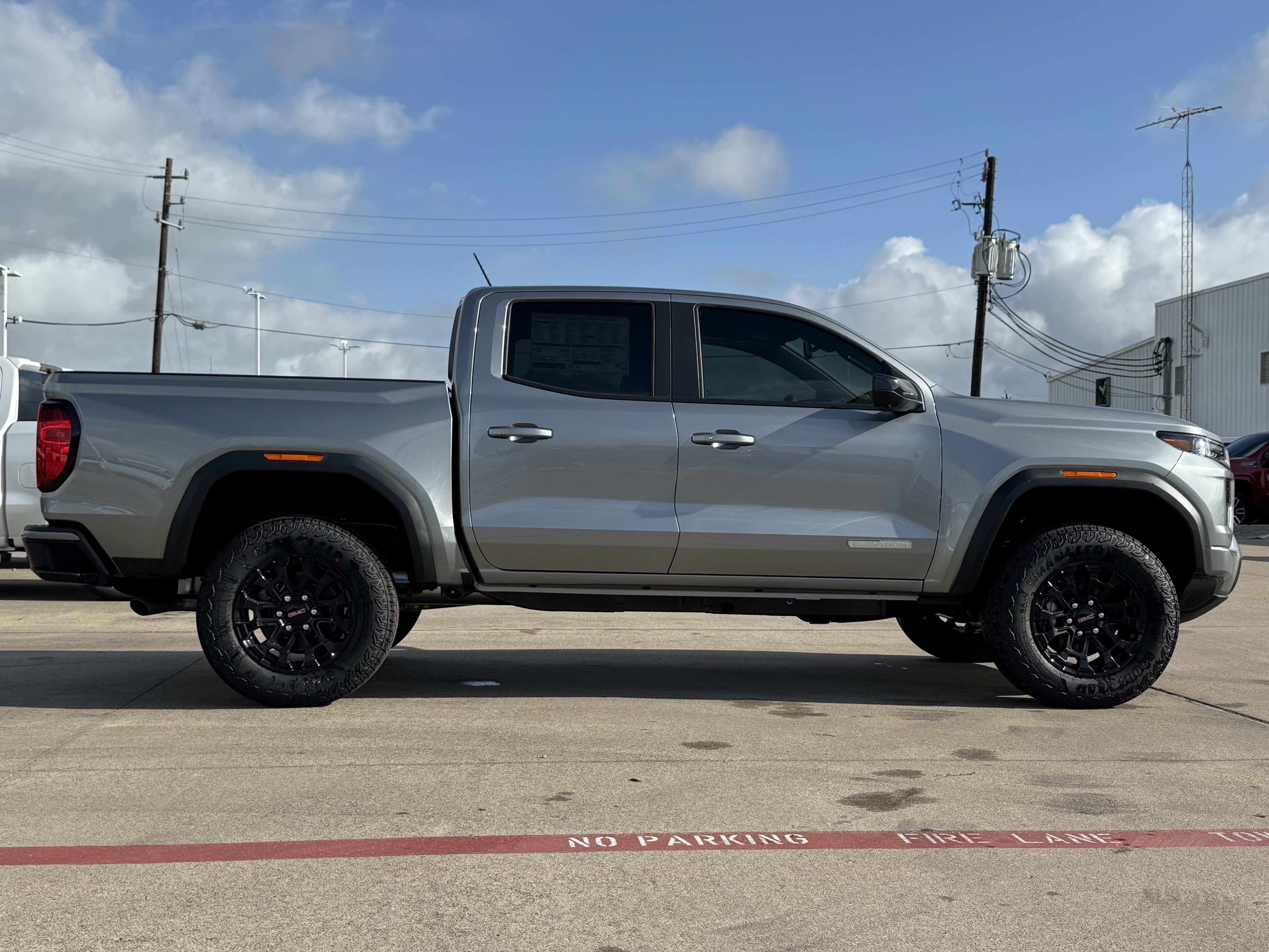 New 2026 GMC Canyon Elevation w/ Convenience Package RWD image 7