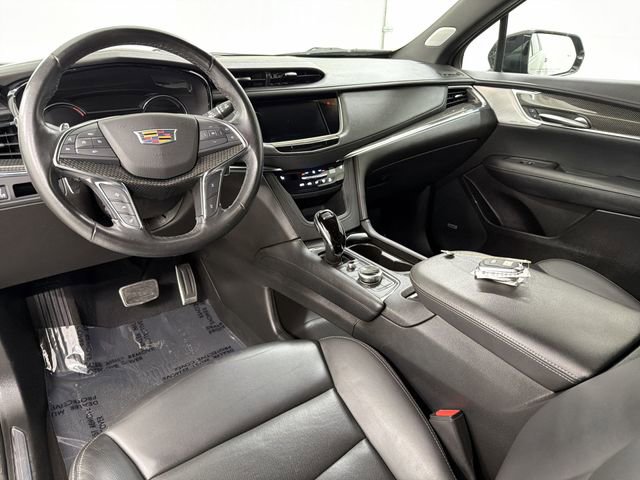 Used 2022 Cadillac XT5 Sportv w/ LPO, Floor Liner Package AWD/4WD image 21